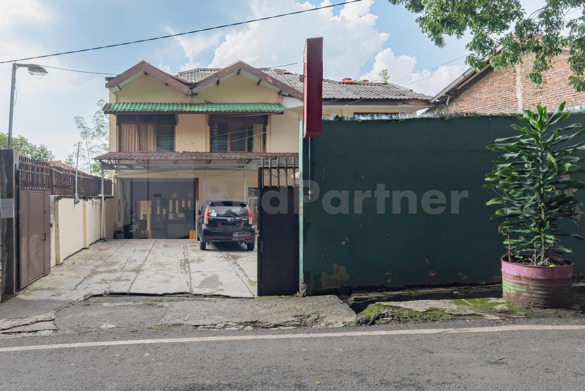 OYO 1340 Wisma Alamanda Bandung Dış mekan fotoğraf